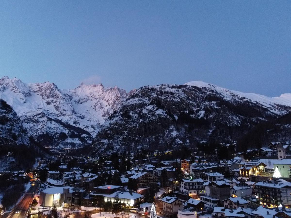 Hotel Walser Courmayeur Zewnętrze zdjęcie