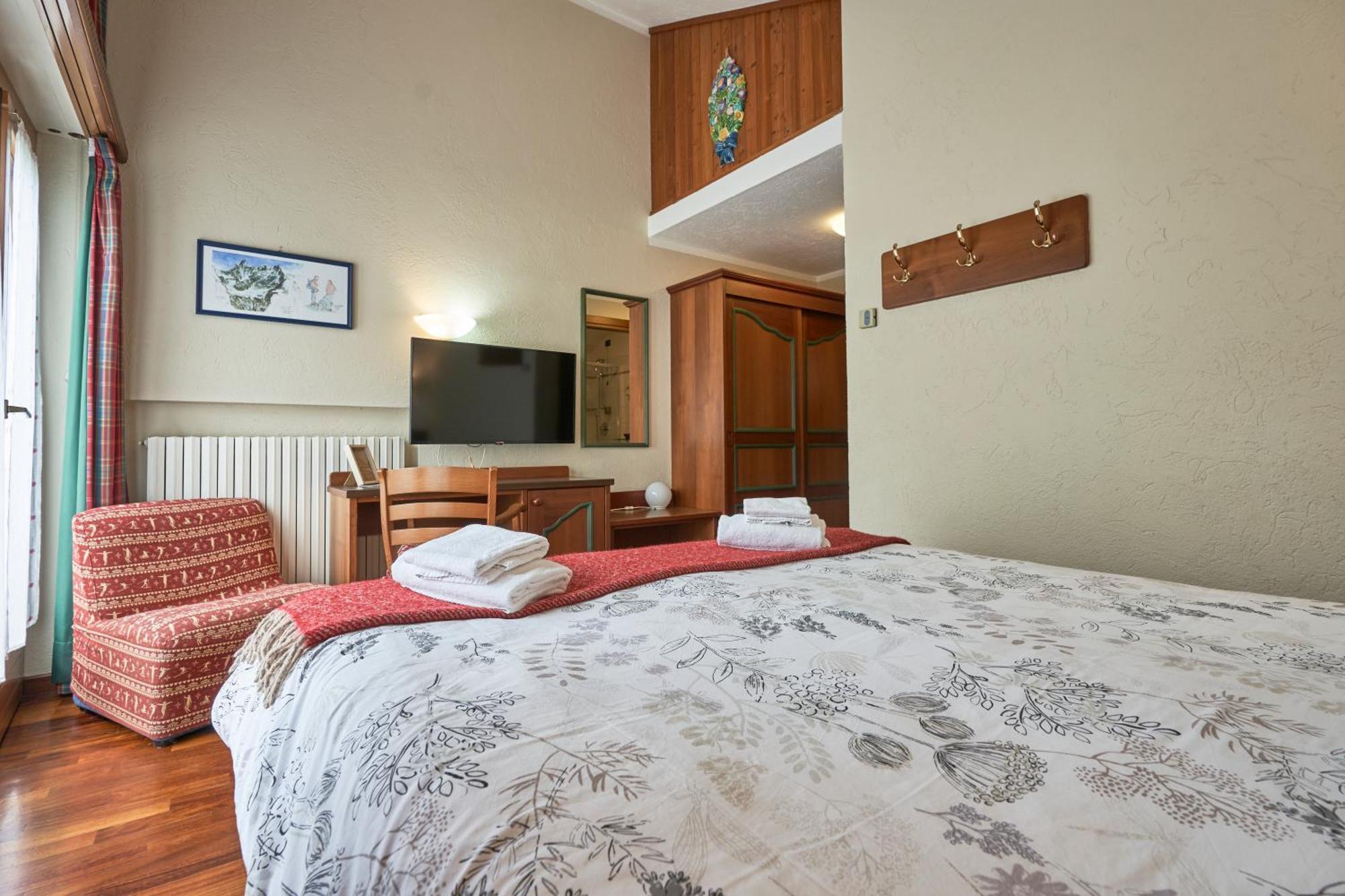 Hotel Walser Courmayeur Zewnętrze zdjęcie